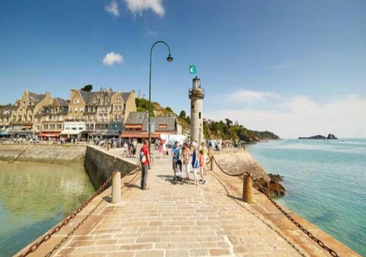 La Belle Mer By Mrodbnb - Appart Neuf - Vue Mer - 25M Plage & Resto - Cine - Cheminee - Popcorn Cancale Exterior photo